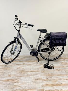 Pegasus Siena E-Bike Bosch Middenmotor 400Wh – met fietstas