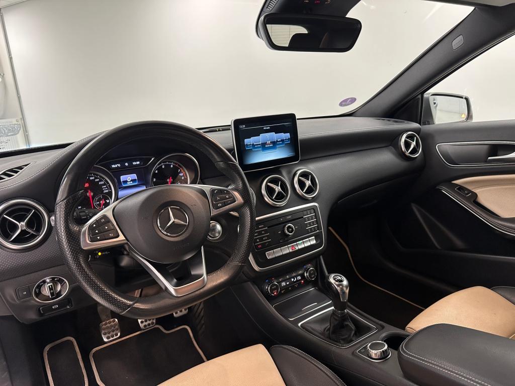 Mercedes-Benz A-Klasse 180 amg line | magno grey | keyless go | trekhaak |