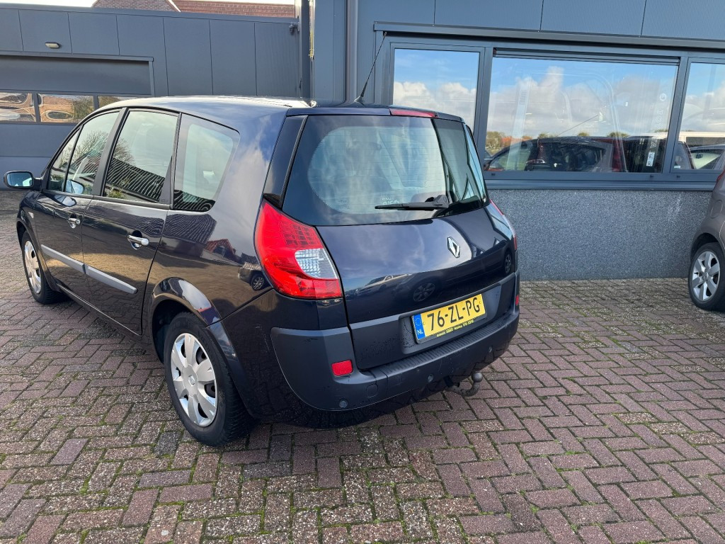 Renault Scenic 2.0 - 16v business line 7 persoons
