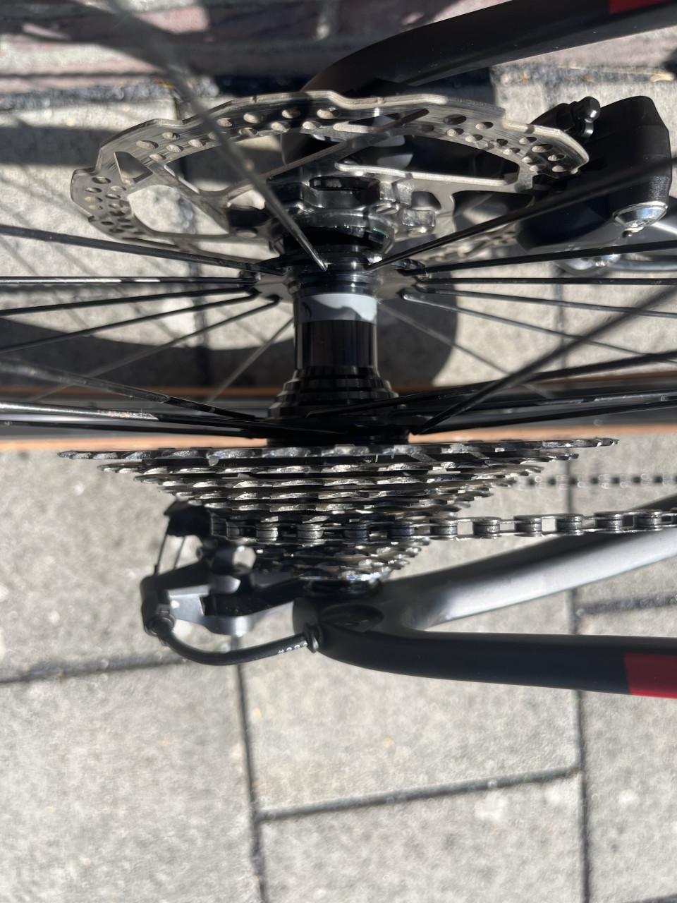 Cube Nuroad C62 pro maat M