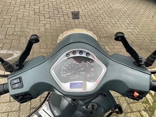 Zeer nette btc riva luxury alles erop en eraan beugel windscherm enz