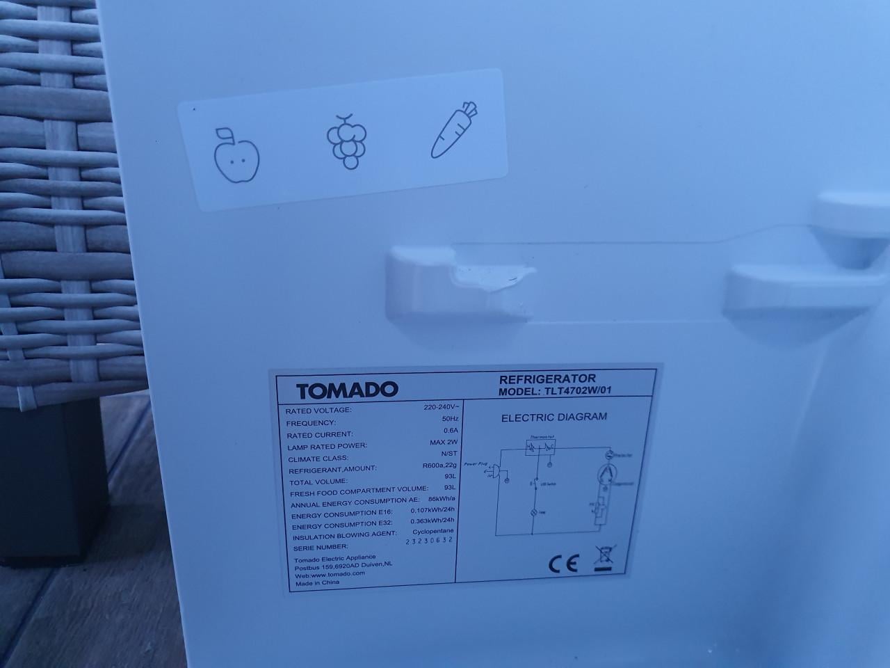 Keurig koelkastje (met deukje) van 2,5 jaar oud