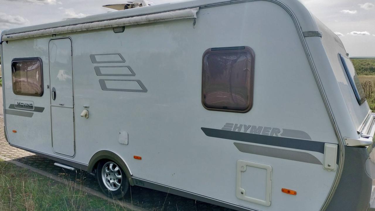 Eriba moving 545 met mover en luifel