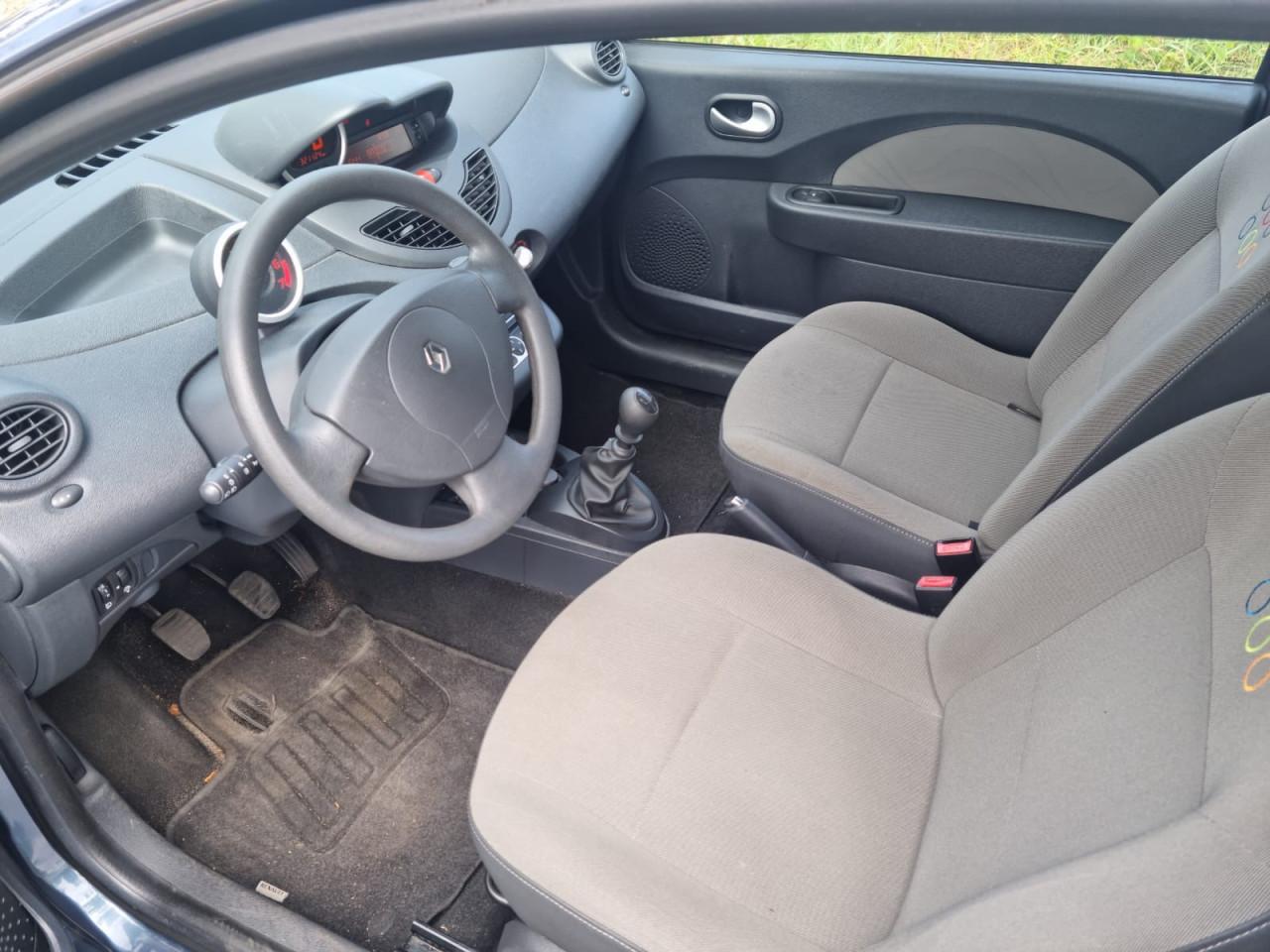 Renault twingo 1.2i bouwjaar 2011 apk 2-2027 1e eigenaar