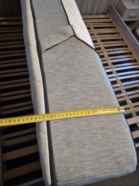 2 x Matras en lattenbodem 90x200