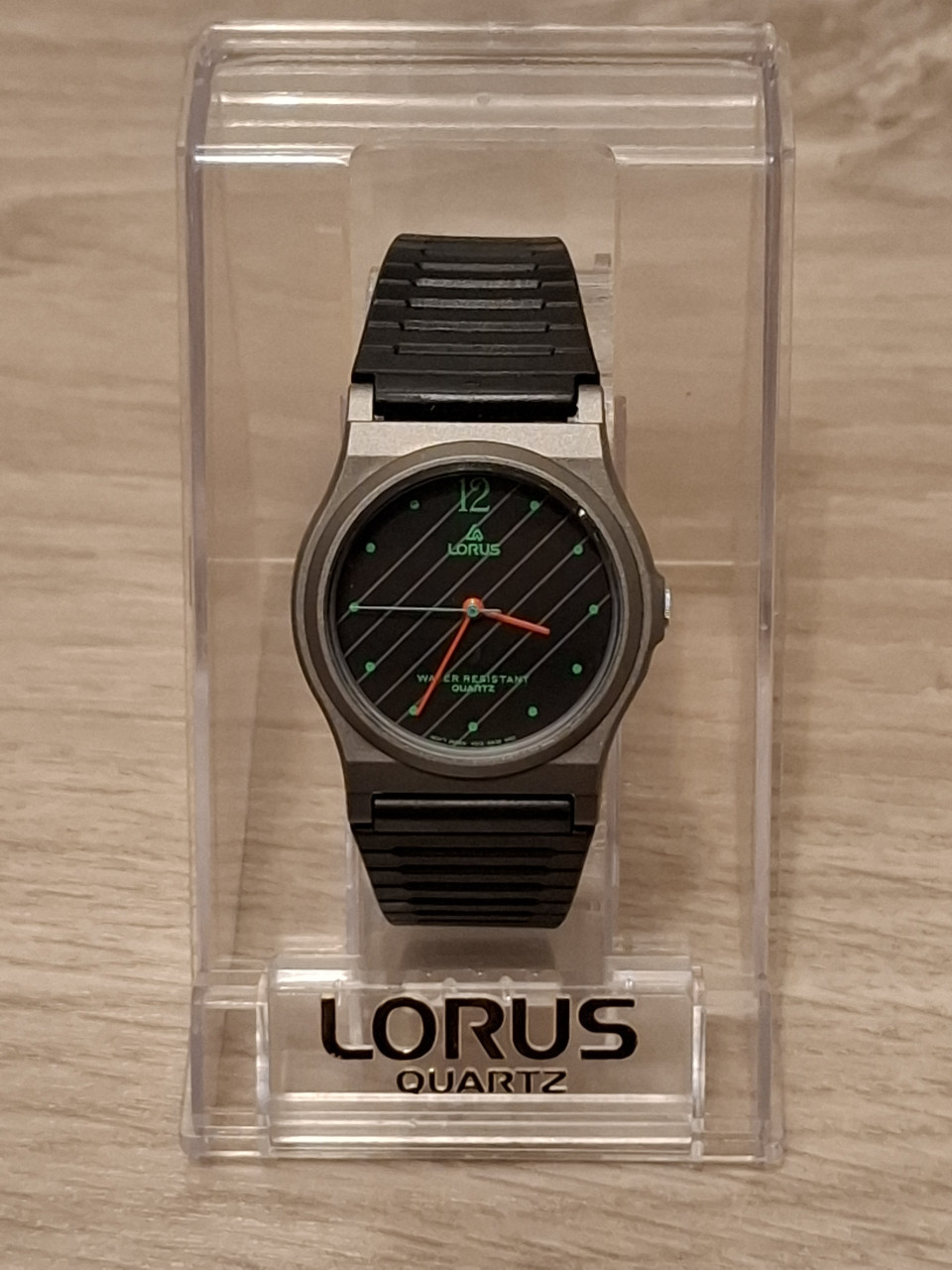 Lorus vintage quartz horloge
