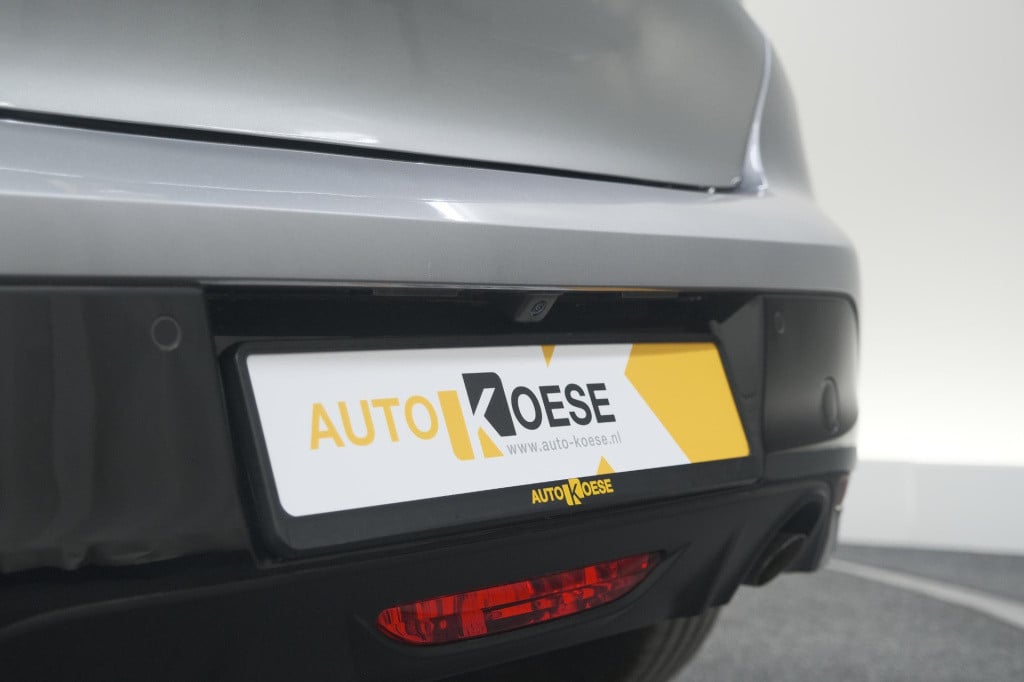 Peugeot 208 puretech 100 allure | camera | navigatie | parkeersensoren | ap