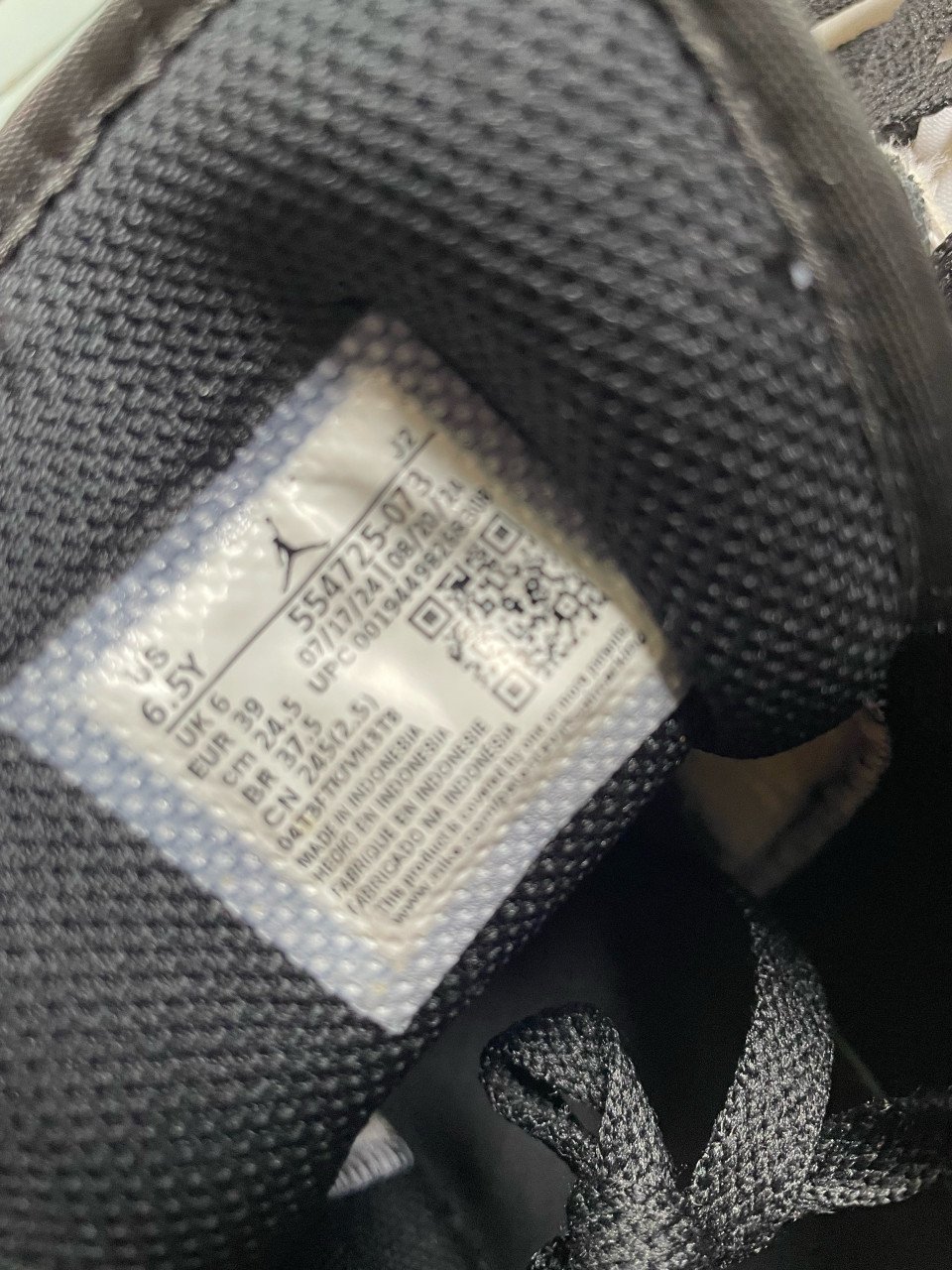 Nike jordans