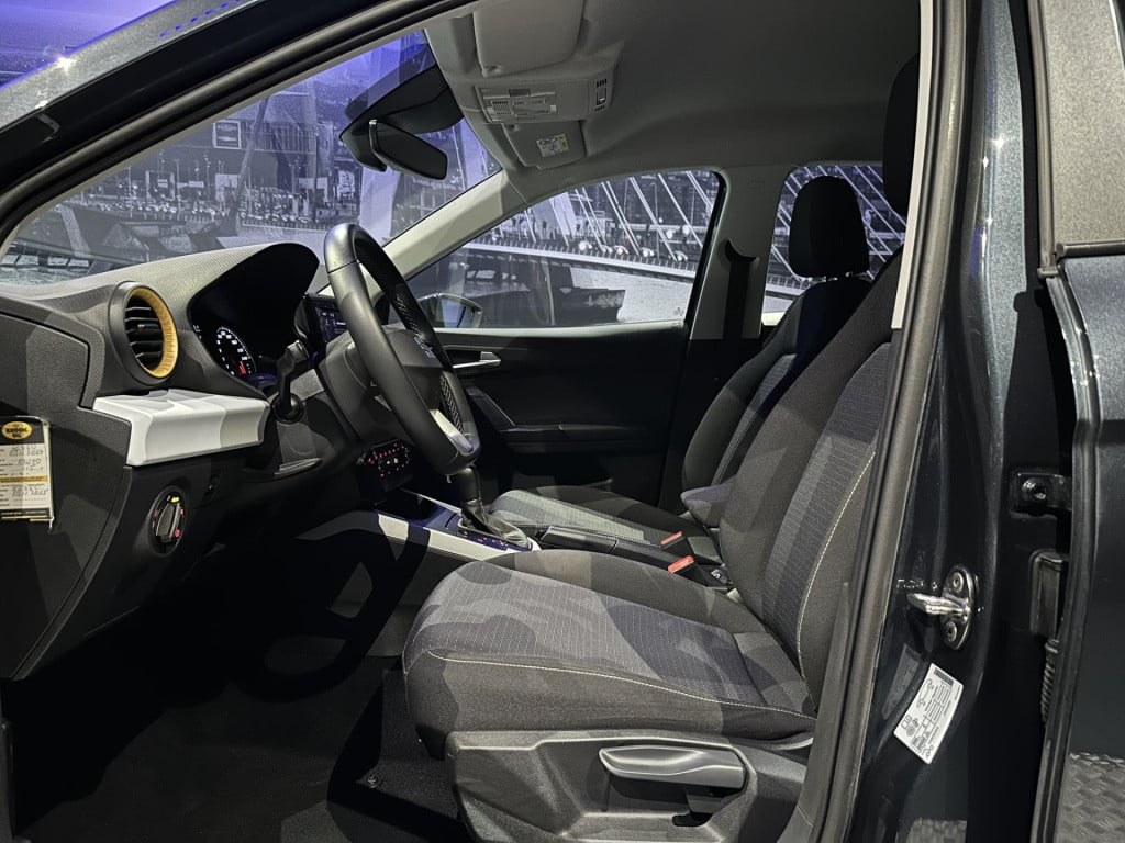 Seat Arona 1.0 tsi style business intense *appconnect*acc*clima*