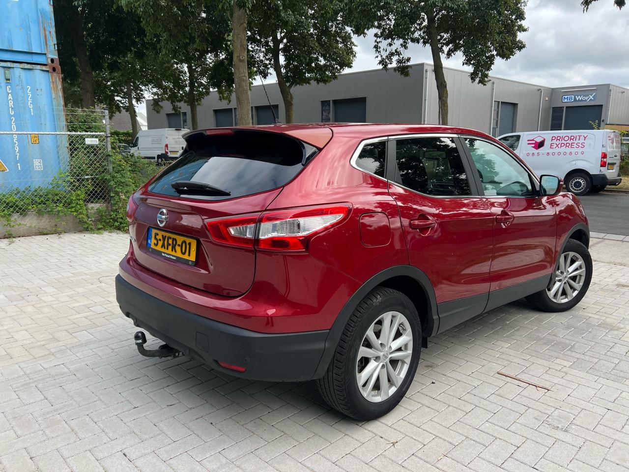 Nissan Qashqai 1.2 Connect Edition 109.790km