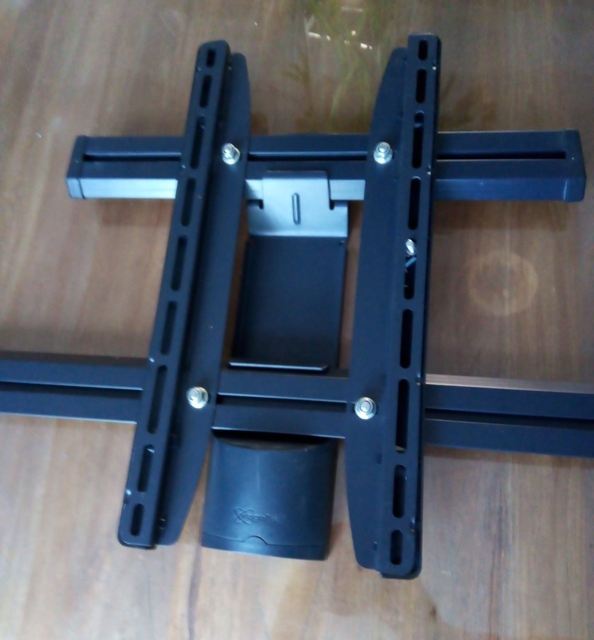 Te koop vaste tv beugel €10,-