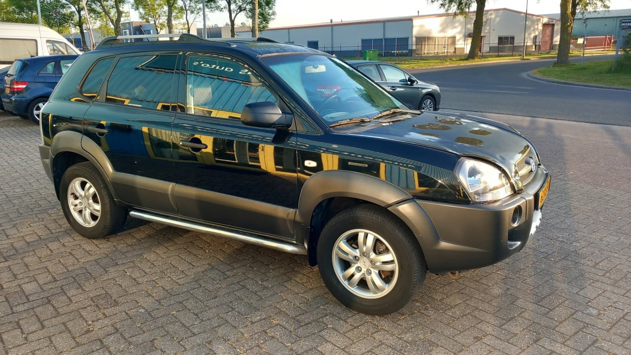 Hyundai TUCSON 2.0 i Dynamic Cross bj:2007 airco lm-velgen apk 2026 !!