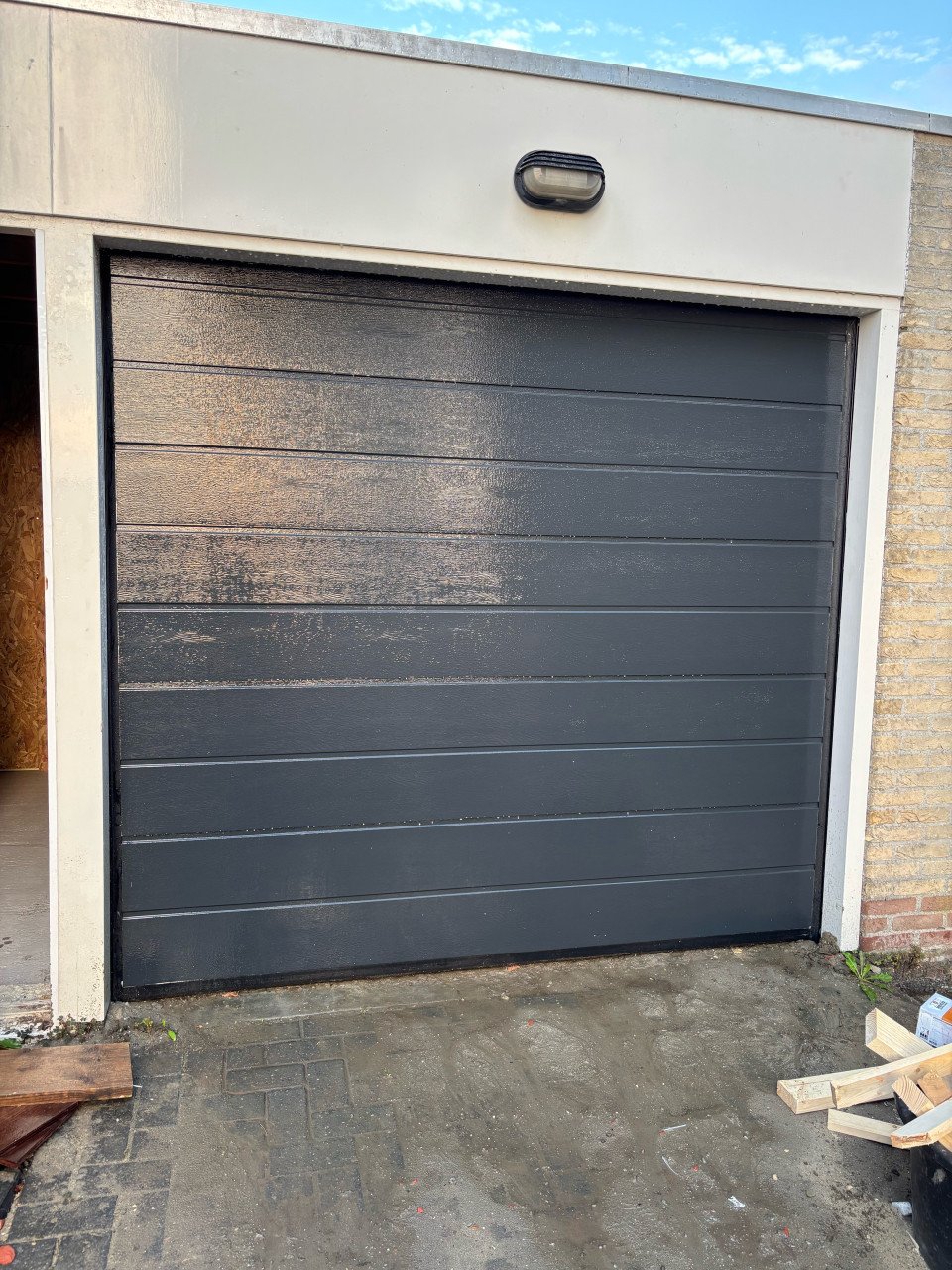 Elektrische garagedeur Agara