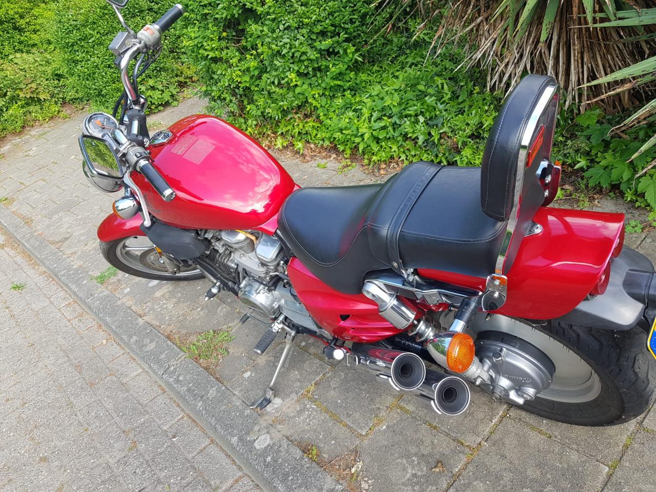 Honda VF 700 super magna 1987