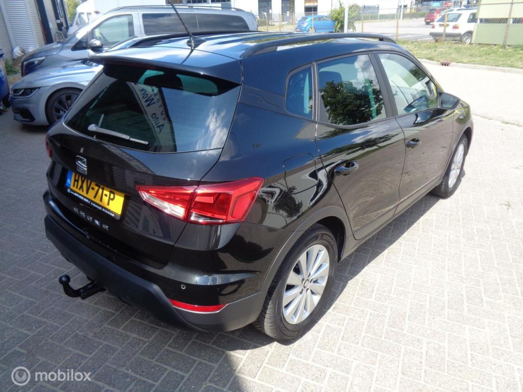 Seat Arona 1.0 tsi style business/airco/ecc/lm velgen/1st eig/pdc/navi/carp