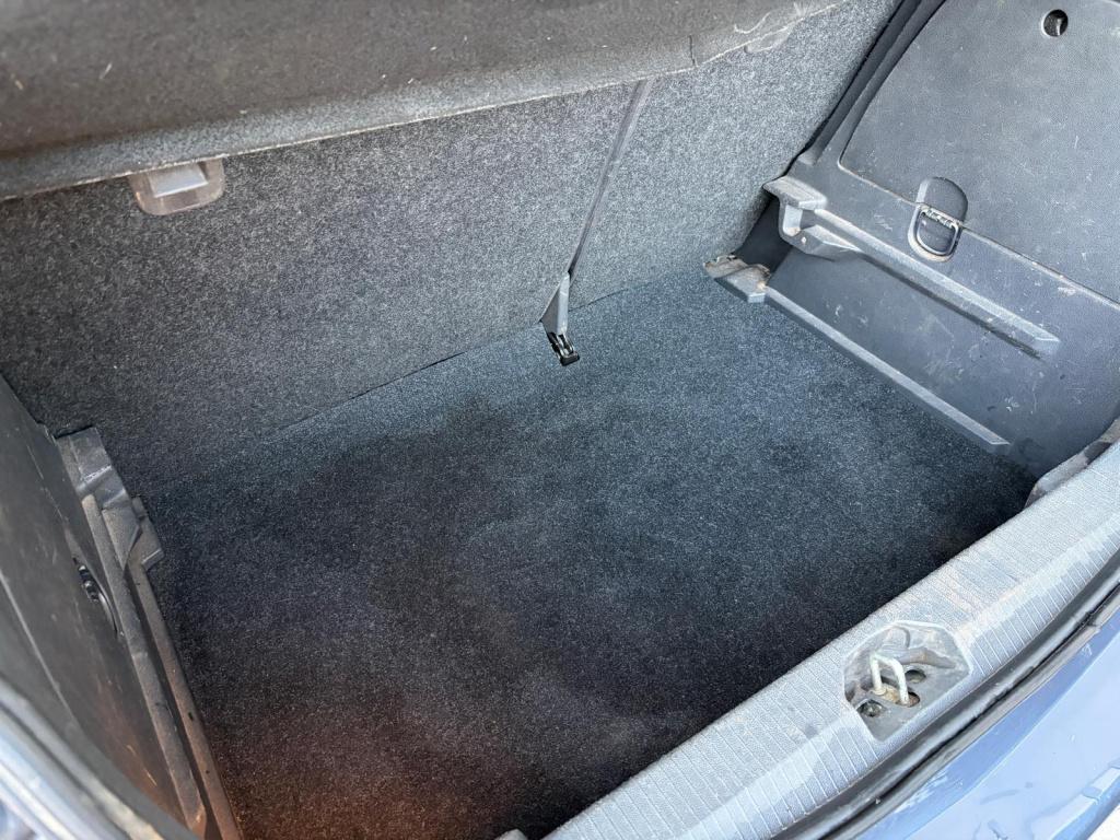 Opel Corsa 1.4-16v '111' edition