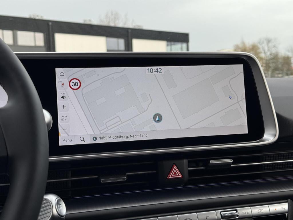 Hyundai Ioniq 6 business 77.4 kwh