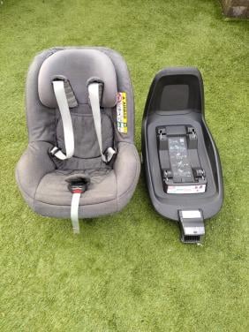 Maxi cosi 2wayfix onderstel + Maxi cosi 2way pearl autostoel