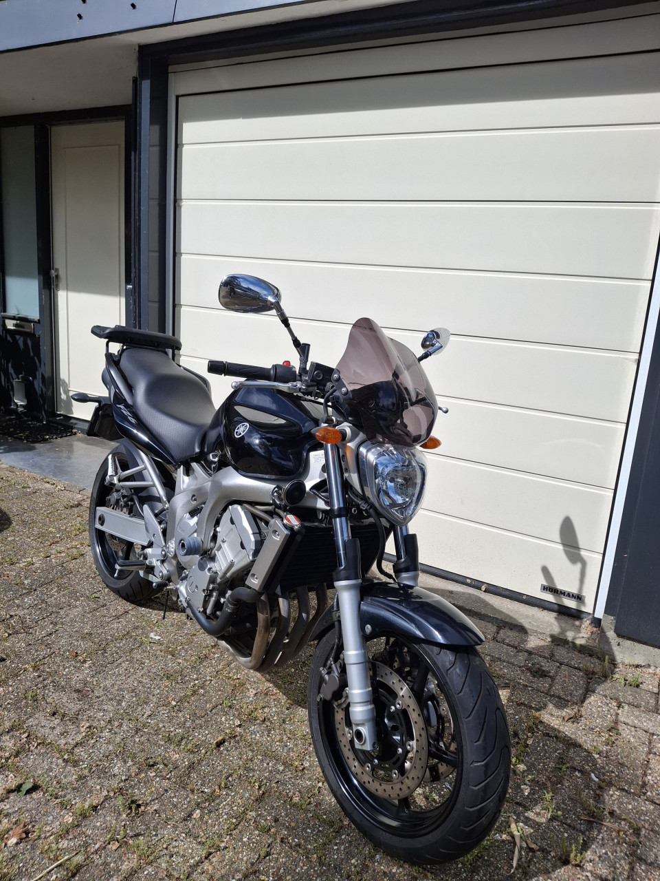 Yamaha FZ6N
