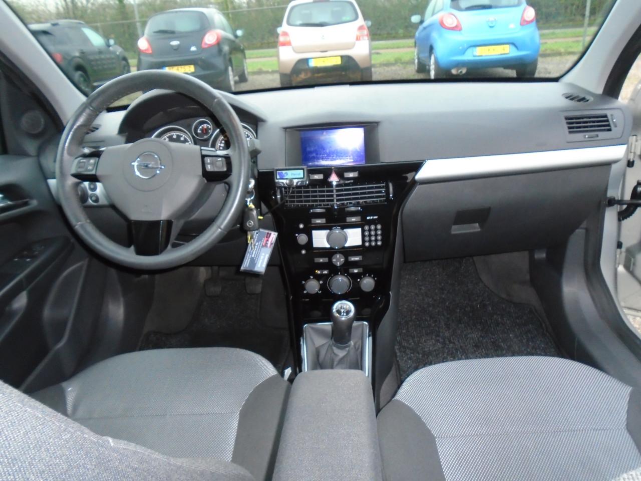 Opel Astra 1.6i Cosmo Stationcar