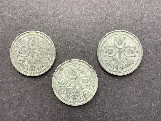 Wilhelmina, serie 10 cent zink (oorlogsgeld).