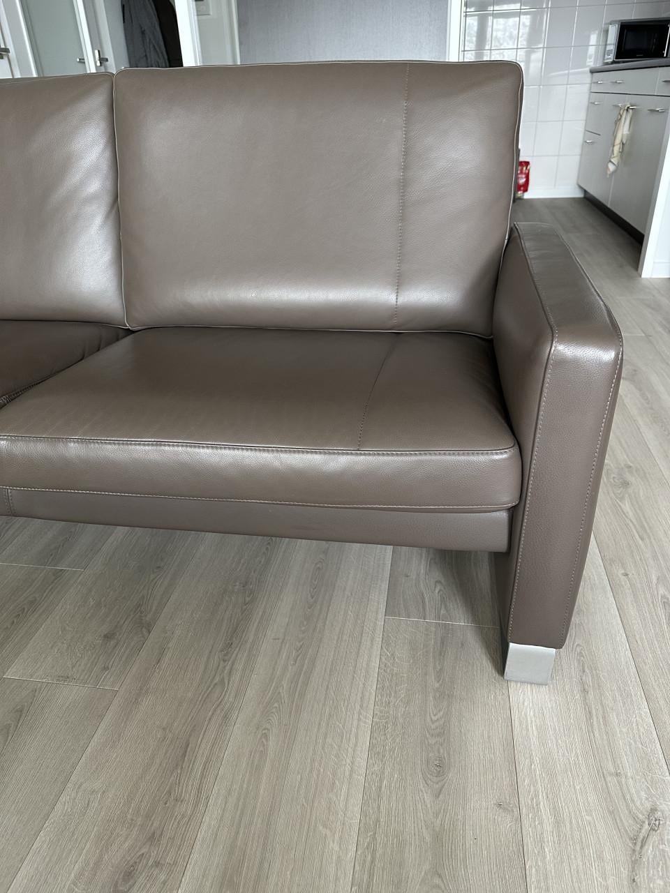 Mooie lederen bank - kwaliteitsleer - bruin