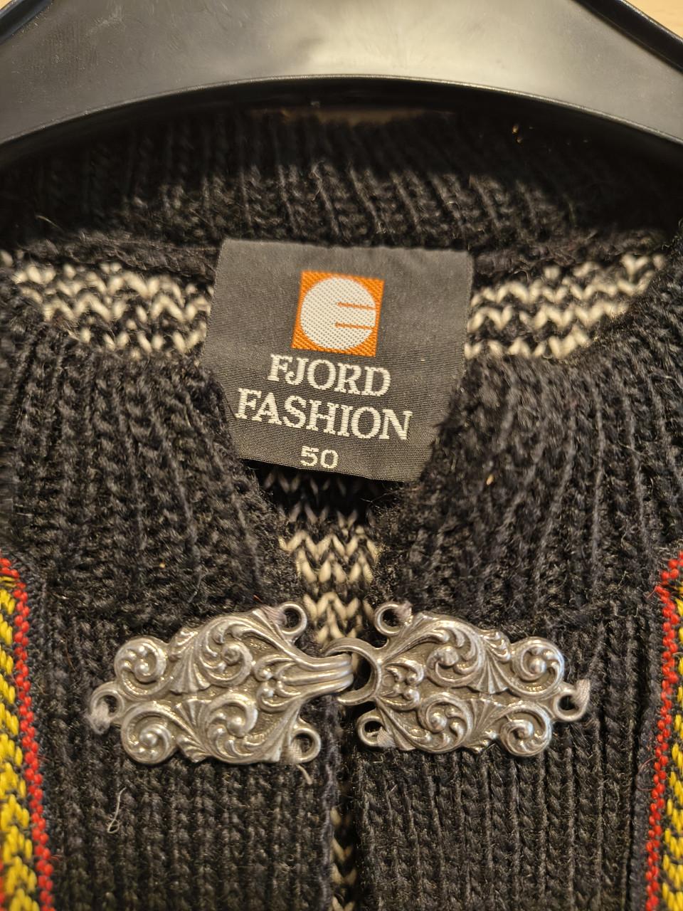 Noors Vest Fjord Fashion.