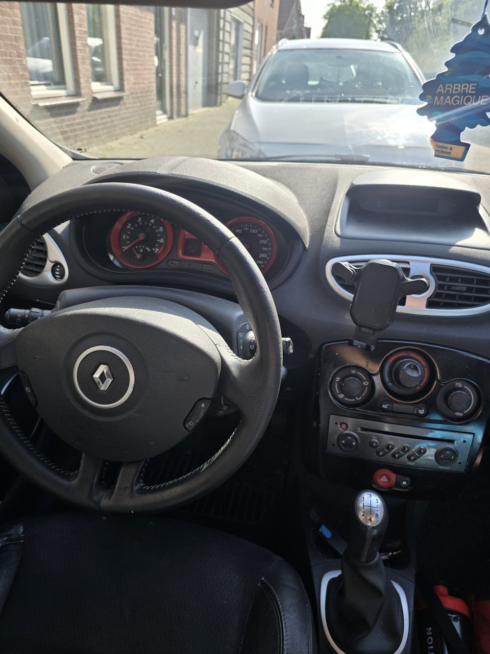 Auto