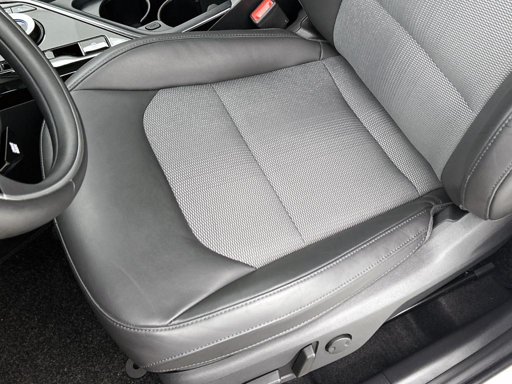 Kia Niro 1.6 gdi hev launch edition | navigatie | 18 inch lichtmetalen velg