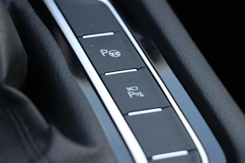 Volkswagen Passat variant 1.4 tsi phev gte business 218pk dsg6