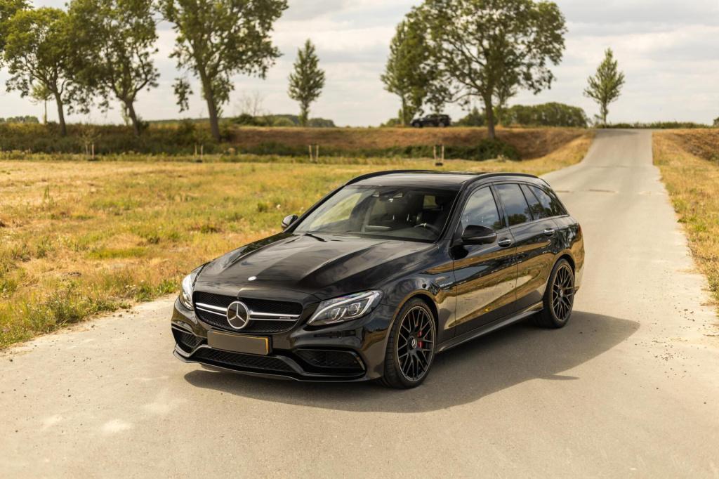 Mercedes-Benz C-Klasse estate amg 63 s / dealeronderhouden / burmester