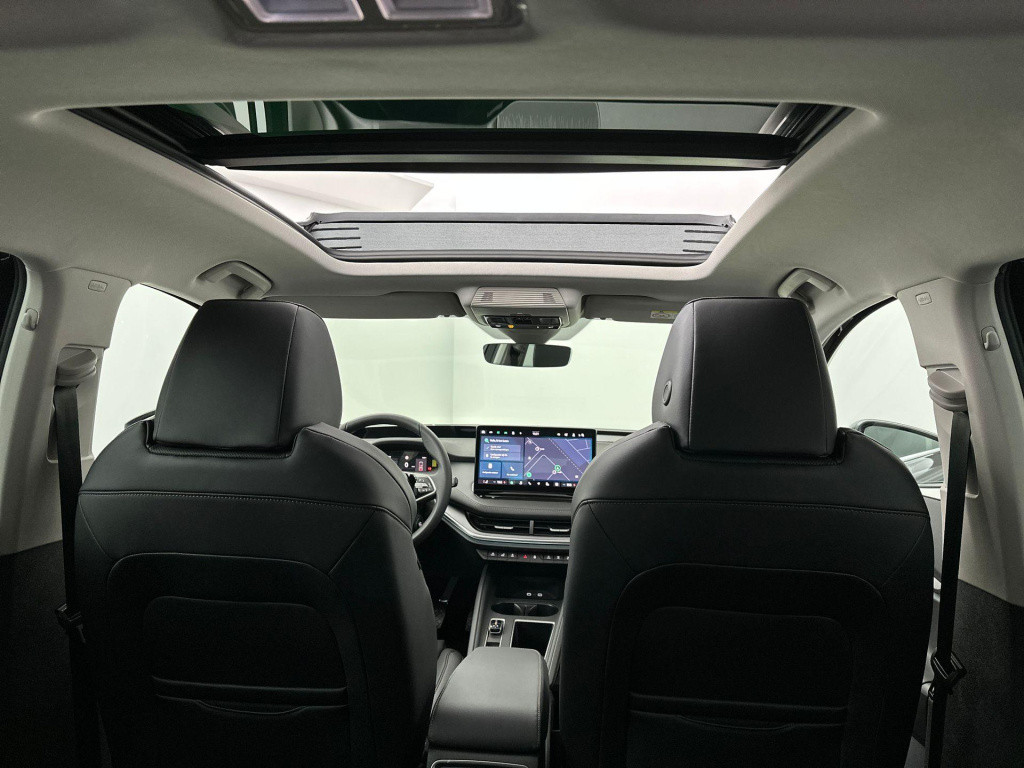 Skoda Enyaq Iv business edition elektromotor 210 kw / 286 pk suv