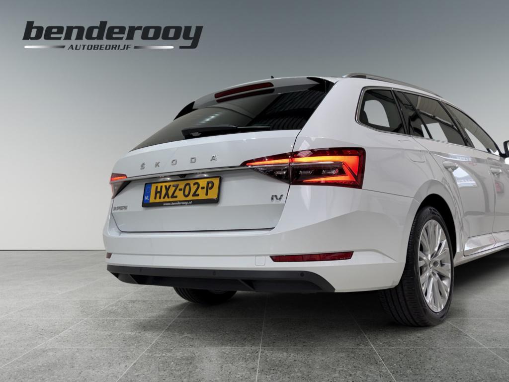 Skoda Superb combi 1.4 tsi iv 218pk style | pano dak | trekhaak