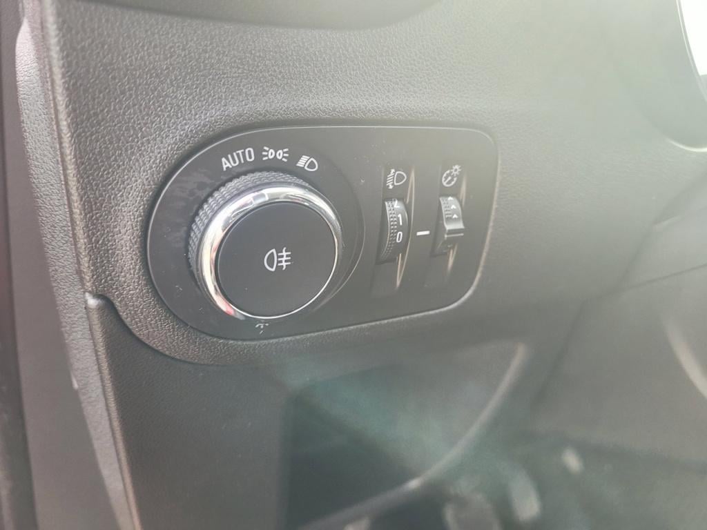 Opel Crossland X 1.2 innovation