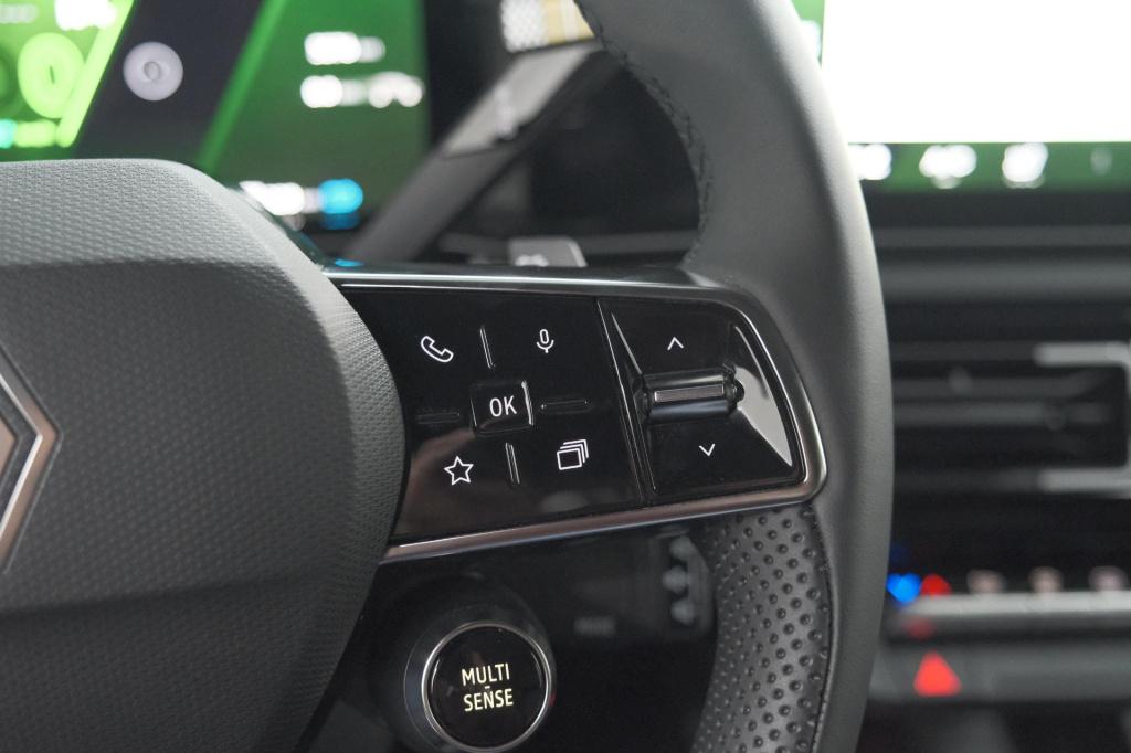 Renault 4 comfort range iconic 52 kwh | pack advanced driving assist | adap