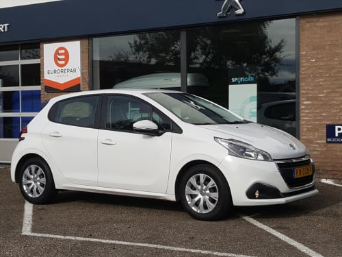 Peugeot 208 blue lion 1.2 pt-82pk 5d navigatie | apple carplay & android au