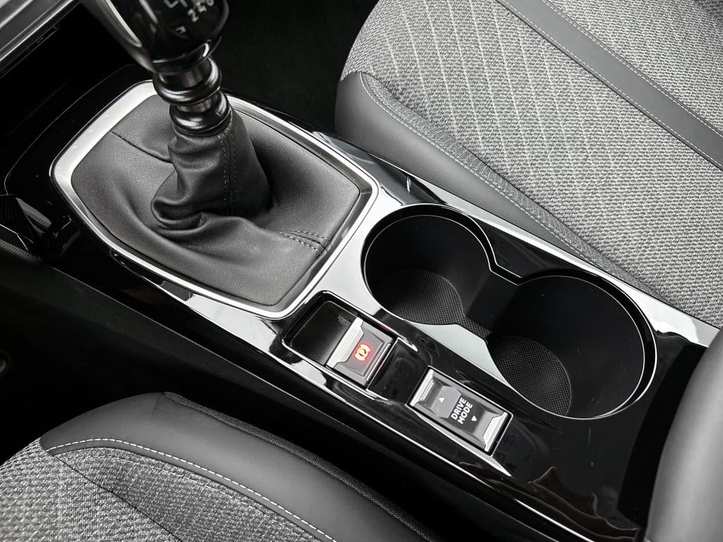 Peugeot 208 100pk allure | rijklaar | parkeersensoren rondom | navigatie |