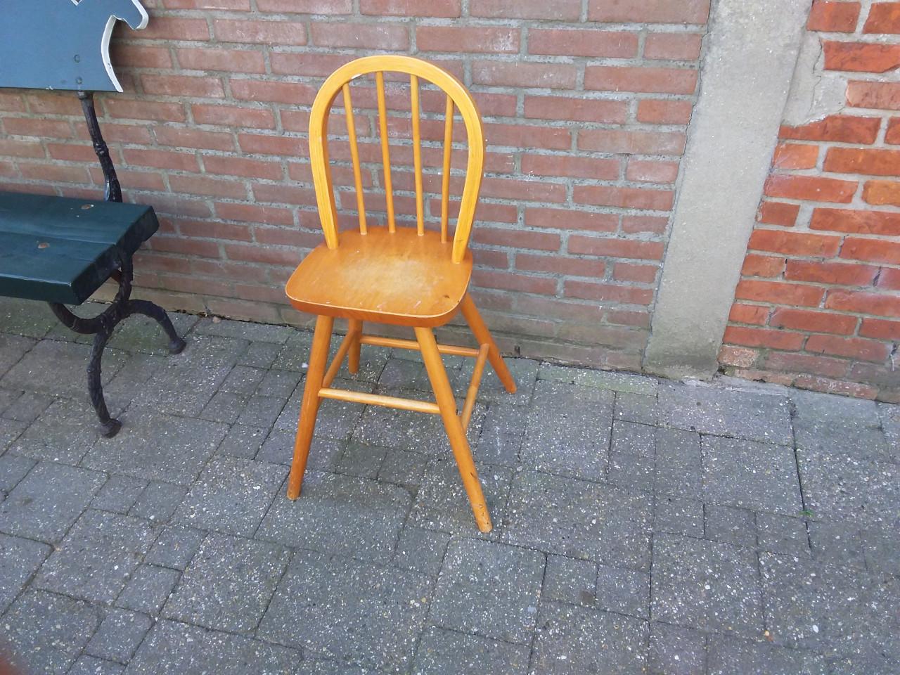 Peuterstoel