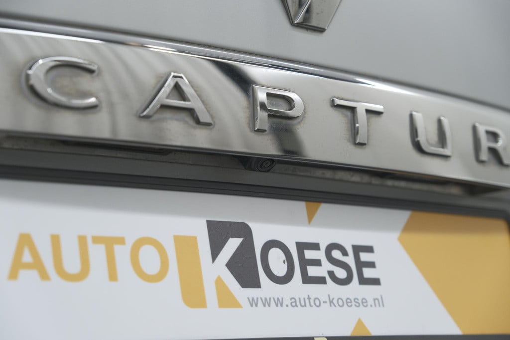 Renault Captur tce 150 edc initiale paris | trekhaak | camera | panoramadak