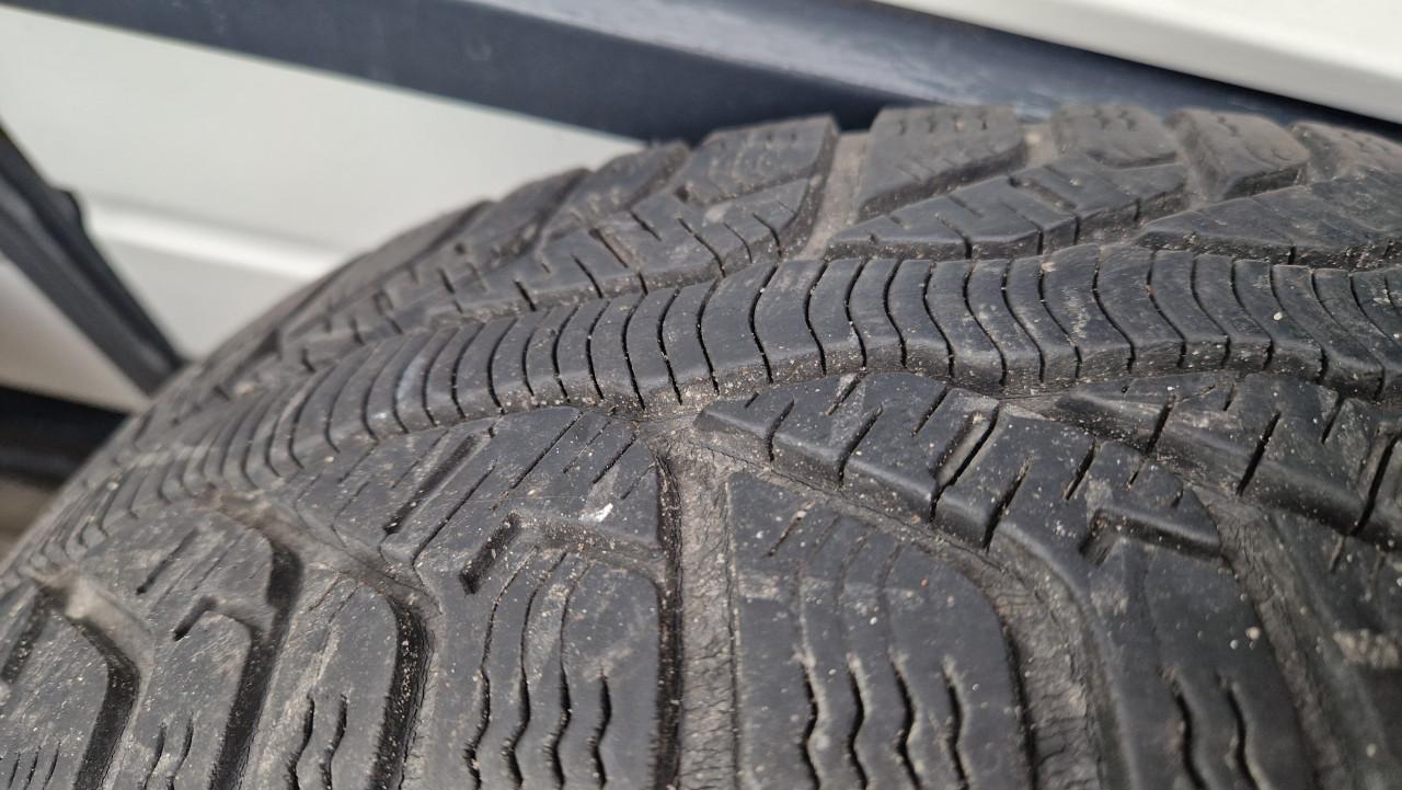 Set winterbanden op velg oa voor corsa d meriva
