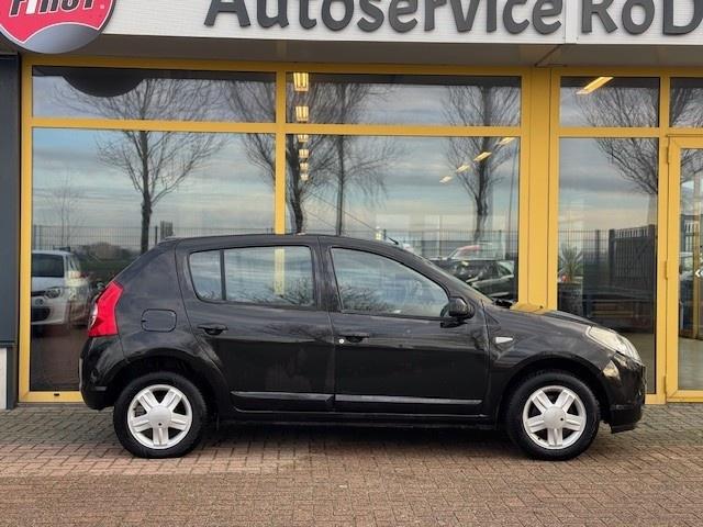 Dacia Sandero 1.2 blackline