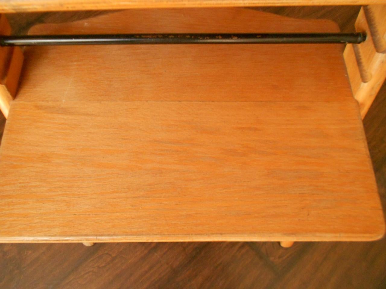 Stokke tripp trapp kinderstoel met beugel.