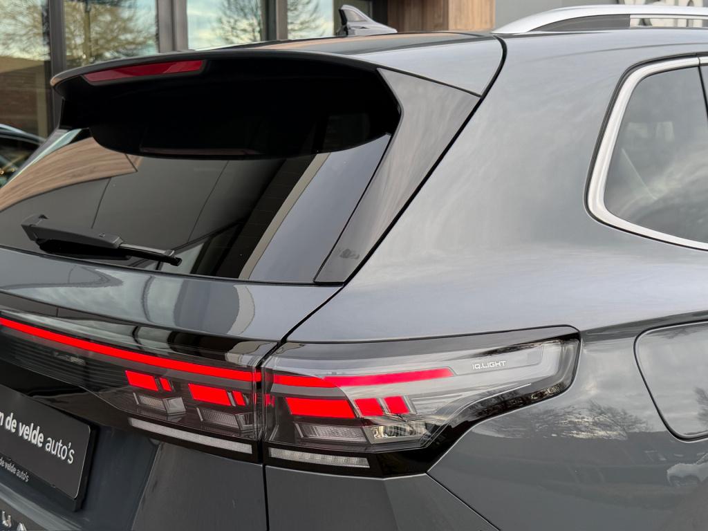 Volkswagen Tiguan 1.5 ehybrid elegance 204pk | trekhaak | 360 camera | dode