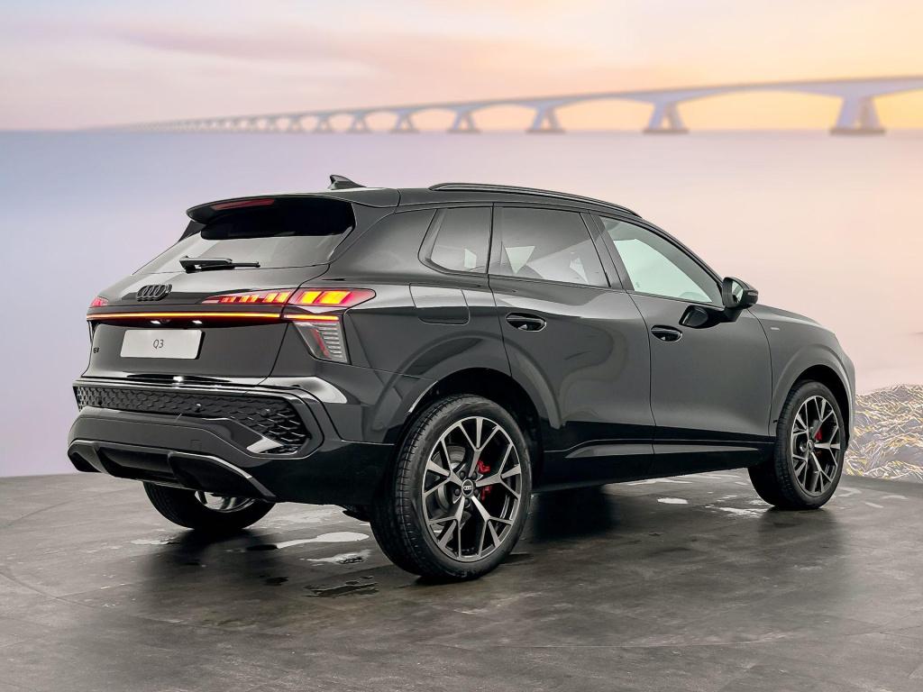 Audi Q3 s edition e-hybrid 200 kw / 272 pk hatchback 6 ver