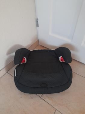 Stoelverhoger voor in de auto ( in goede staat )