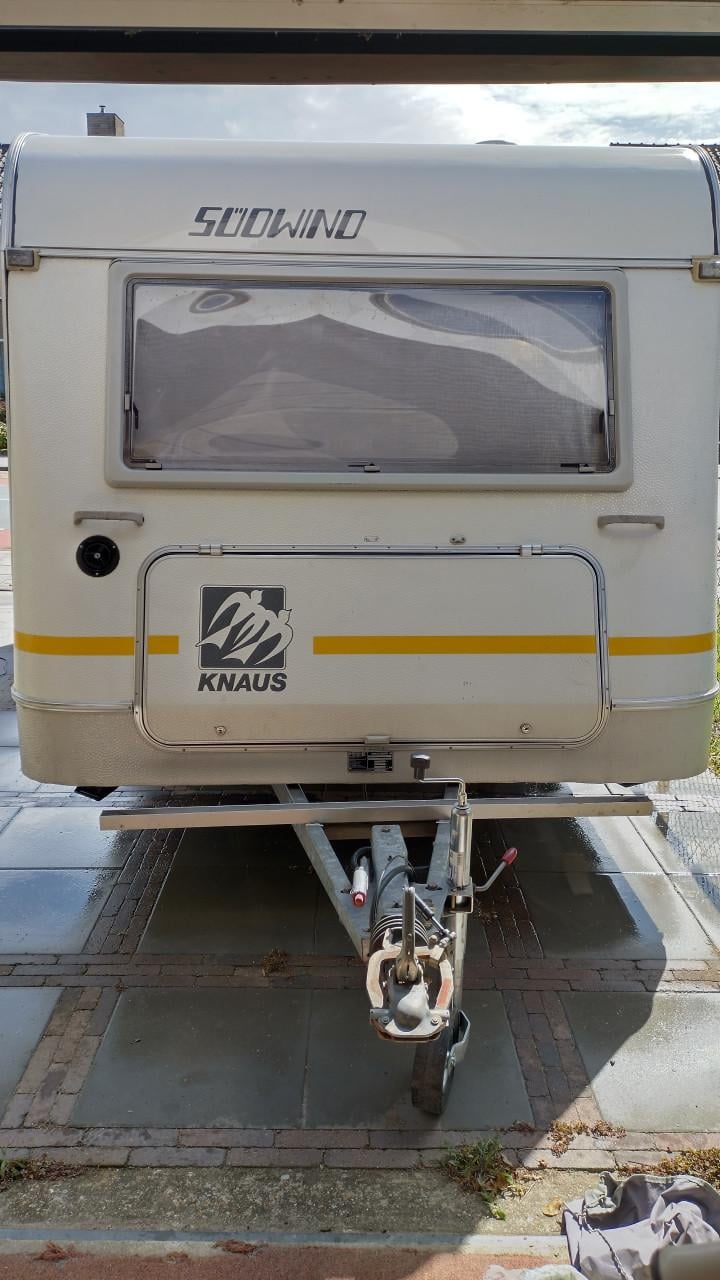 KNAUS SUDWIND KT450 met 5 slaapplaatsen