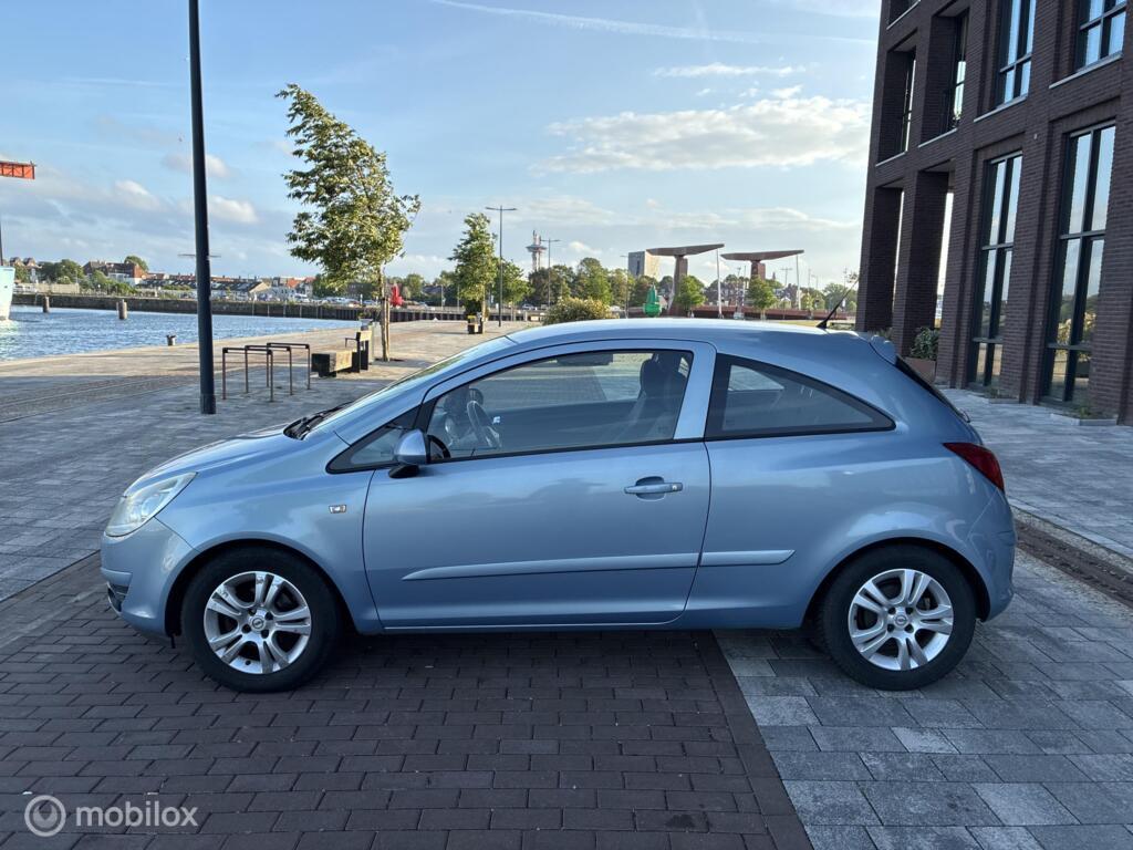 Opel Corsa 1.4-16V Cosmo Airco km114.154 Nap 3Deurs BJ2009