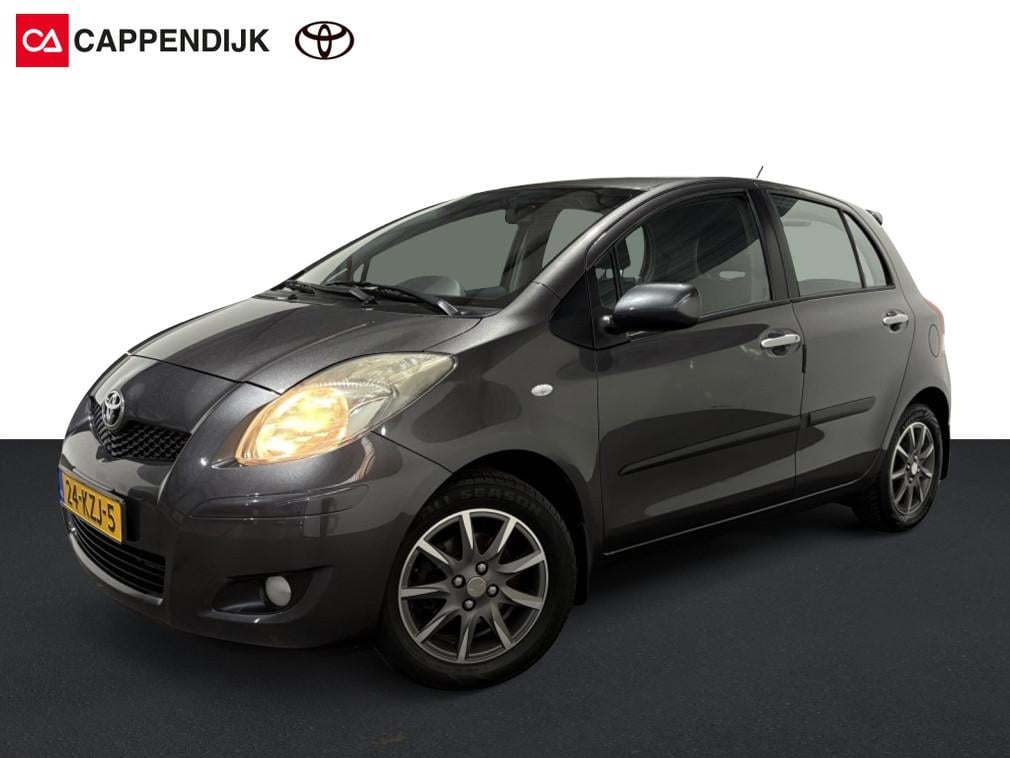 Toyota Yaris 1.3 vvti aspiration | clima | trekhaak | lm velgen |