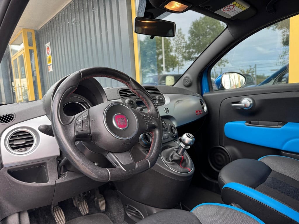 Fiat 500 1.2 s - pdc/airco/leer/lm/sport