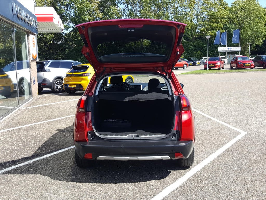 Peugeot 2008 1.2 pt 110pk allure eat6 automaat navigatie | achteruitrijcame